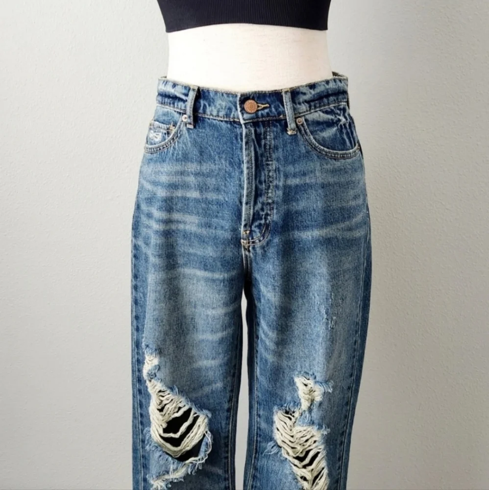 BDG Urban Outfitters Slim Straight High Waisted Cutoff Hem Ankle Jeans, Size 27 - Picture 2 of 16